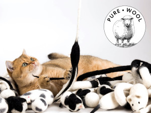 Katzenspielzeug PURE WOOL
